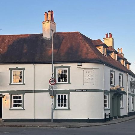 The Lion Hotel - Pub & Restaurant Wimborne Minster Exterior photo